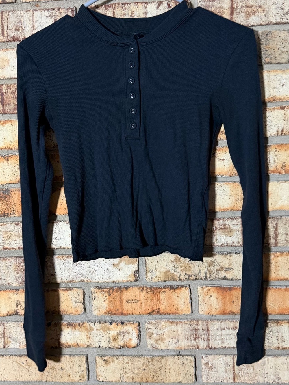 Skims black Henley L